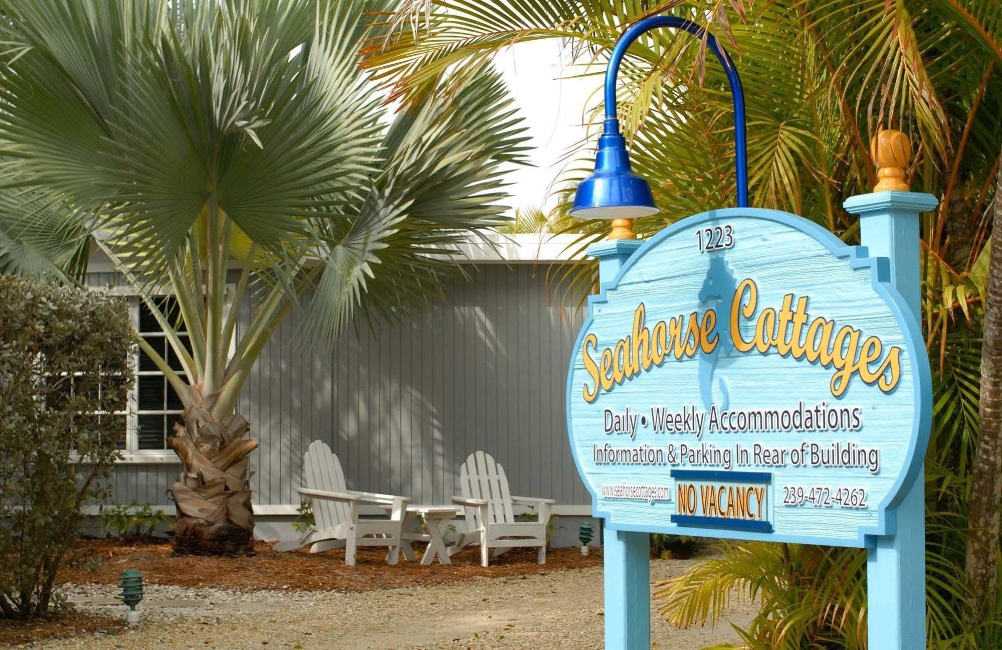 Seahorse Cottages - Adults Only サニベル エクステリア 写真